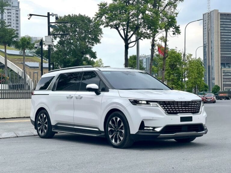 thuê xe carnival đi vũng tàu