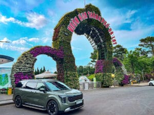 thuê xe carnival đi đà lạt