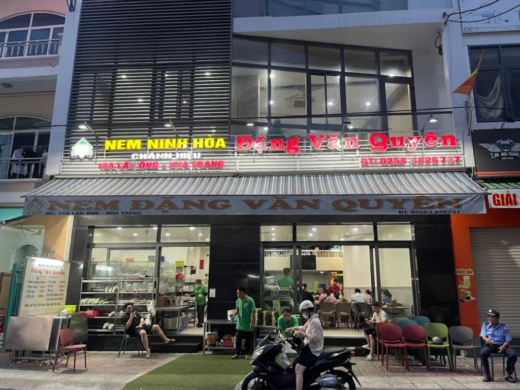 nem nướng đặc sản